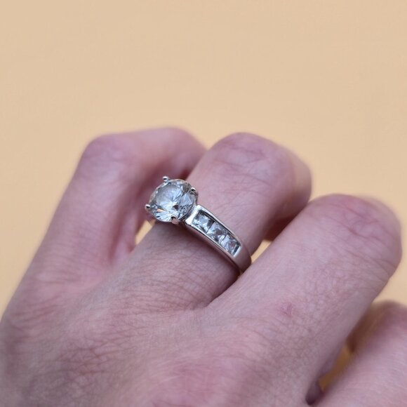 Size 7 Sterling Silver Round Cubic Zirconia With Channel Accents Ring A4799 - Picture 5 of 10